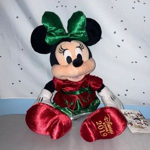 2019 Christmas Minnie
